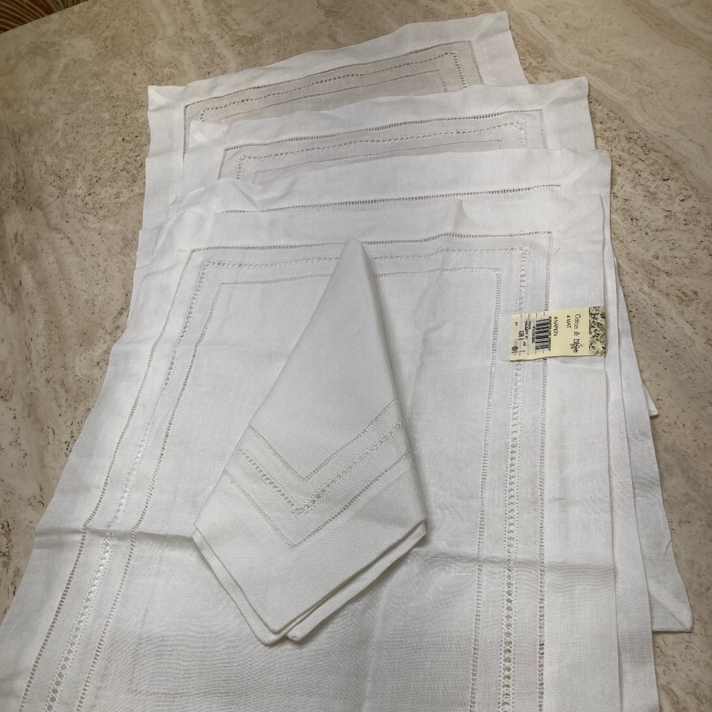 White Linen Placemats and Napkins - 8 Pieces